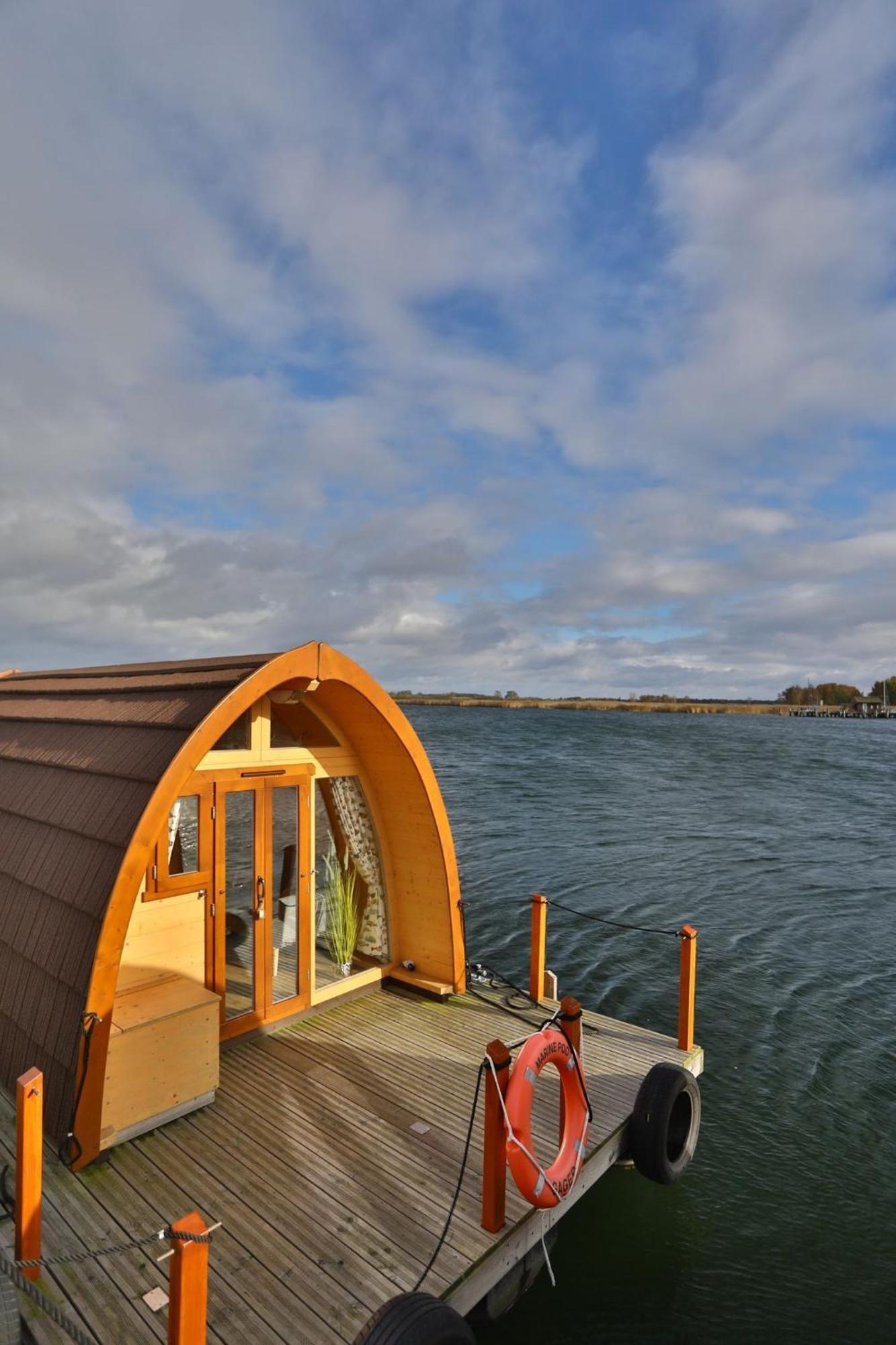 Hotel Hausboot Dotterbart Gager Esterno foto
