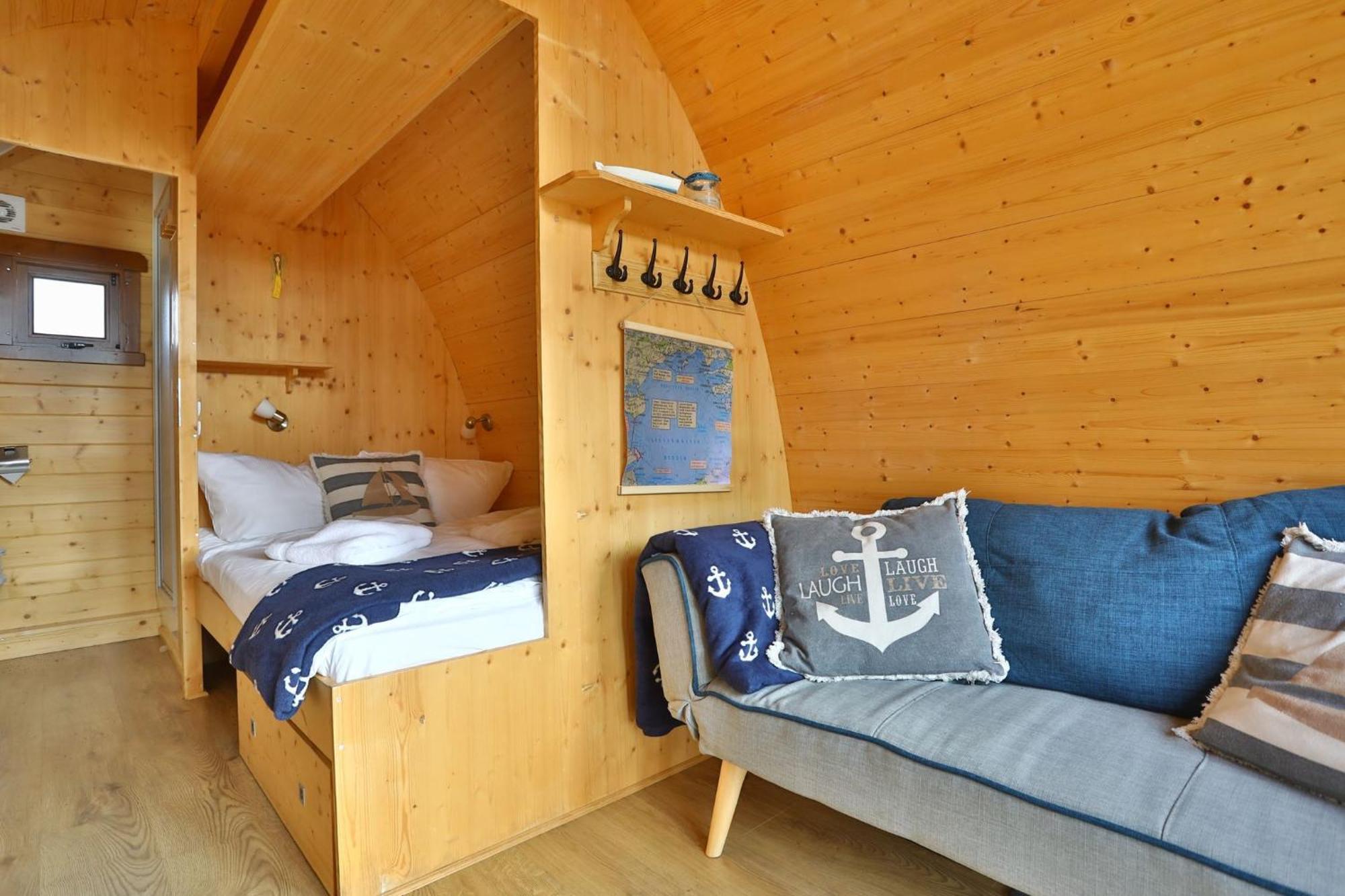 Hotel Hausboot Dotterbart Gager Esterno foto
